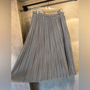 J. Crew size 6 houndstooth tea length high waisted skirt NWOT